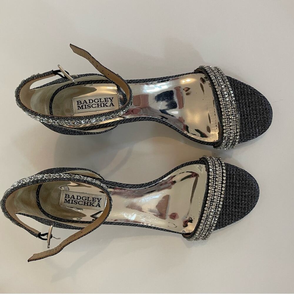 Badgley Mischka Collection Kameron Women's Black‎ and Silver Heels